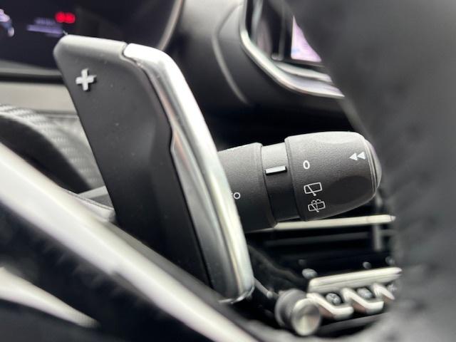 Peugeot 208 1.2 hybrid 100 e-dcs6 allure navigatie | dab | applecarplay| pa