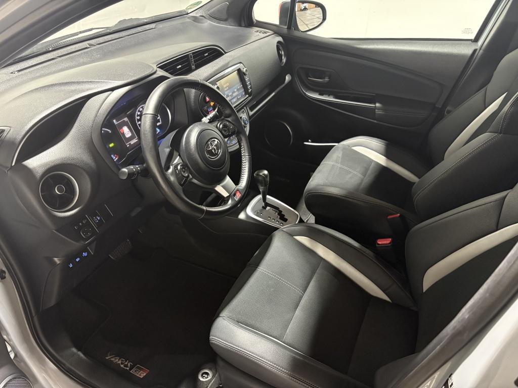 Toyota Yaris 1.5 hyb. gr sport