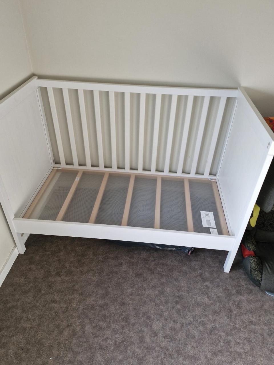 Babybed (sundvik ikea)