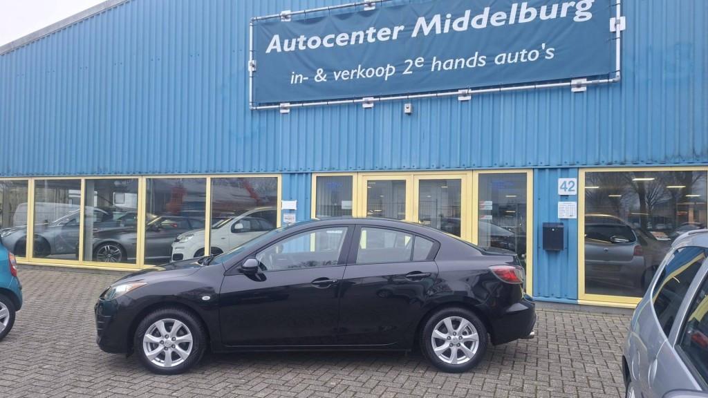 Mazda 3 1.6 Business sedan bj:2010 airco navigatie apk 2027 !!!