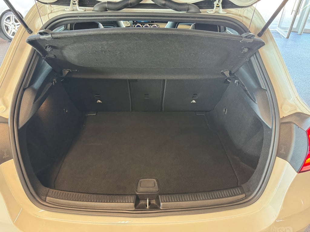Mercedes-Benz A-Klasse 200 business solution amg night-pakket automaat , pa