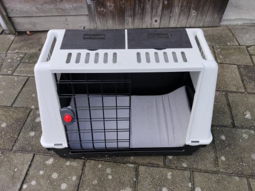 Autokennel Ferplast (middenmaat) met kussen