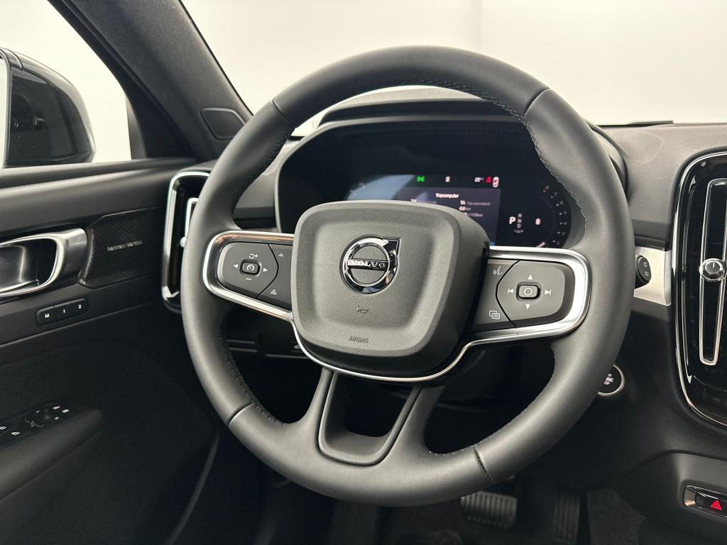 Volvo XC40 b4 gt plus black edition | 360 camera |