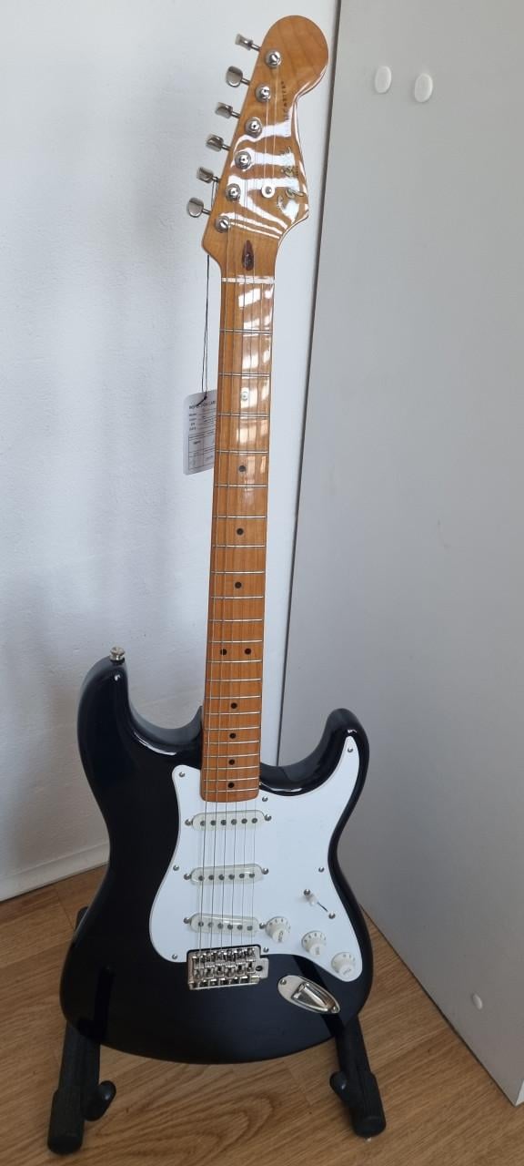 Squire Stratocaster