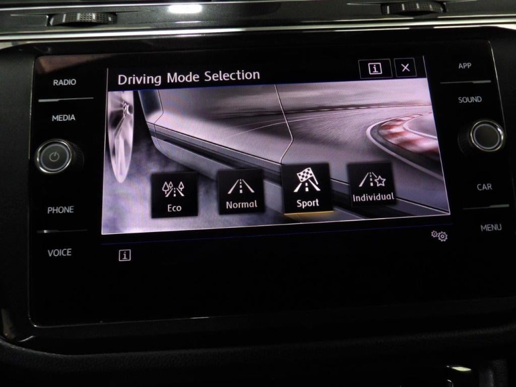 Volkswagen Tiguan 1.5 tsi act r-line