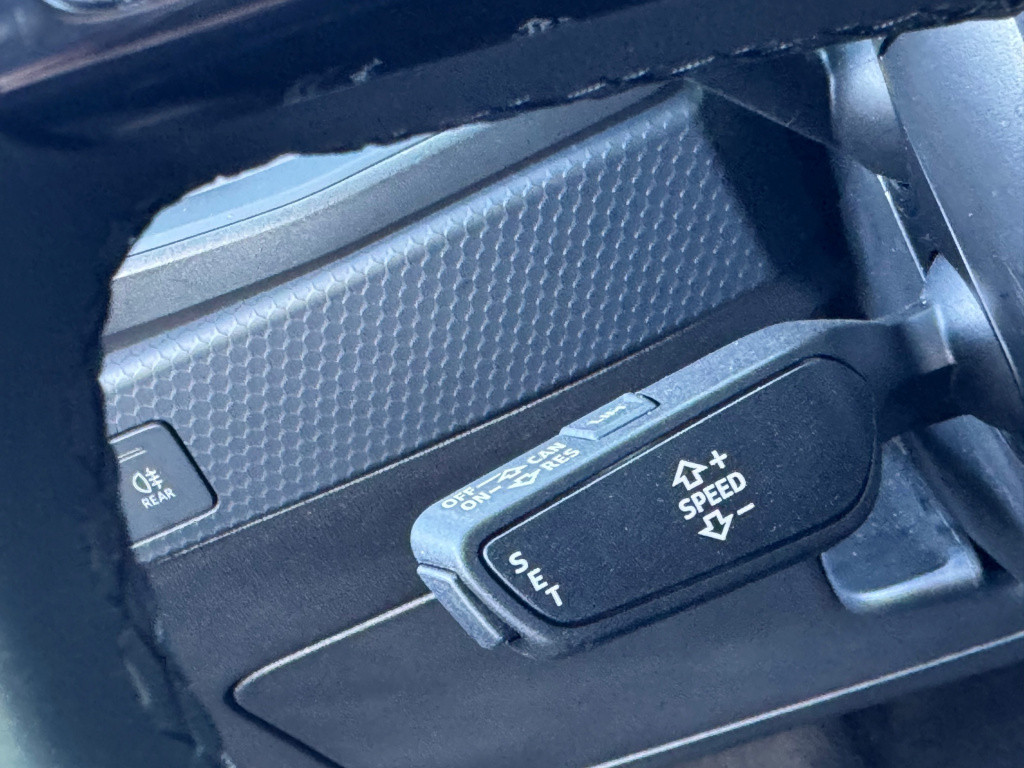 Audi A1 Sportback 25 tfsi edition s- line * carplay * led * automaat