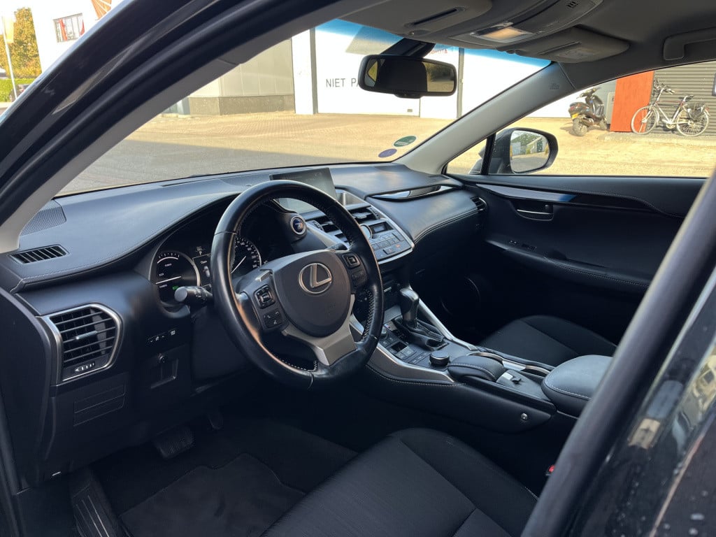 Lexus Nx 300h business line pro | camera | cruise | navi