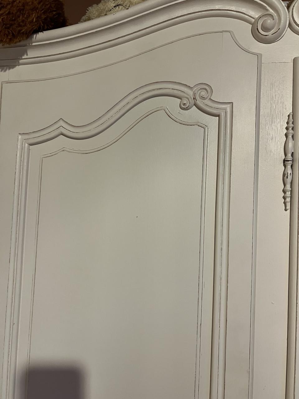 Queen ann vintage kledingkast