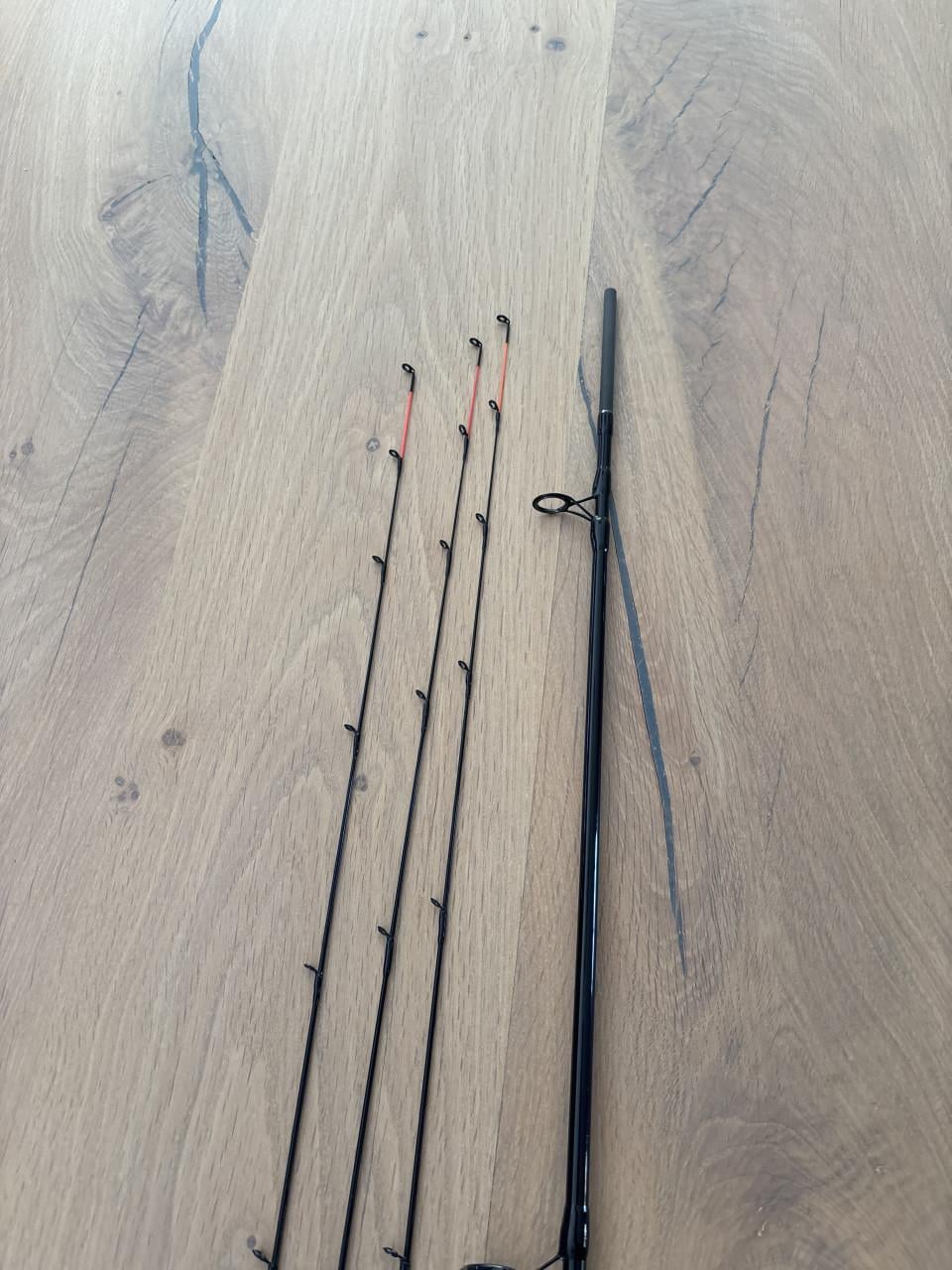Preston Carp feeder Monster 9 feet nieuw