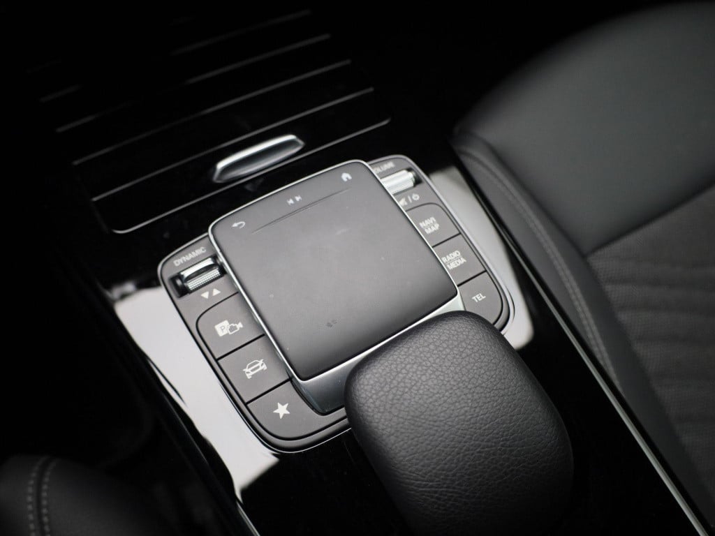 Mercedes-Benz Cla 250 e business line | automaat | lmv | virtual cockpit | 