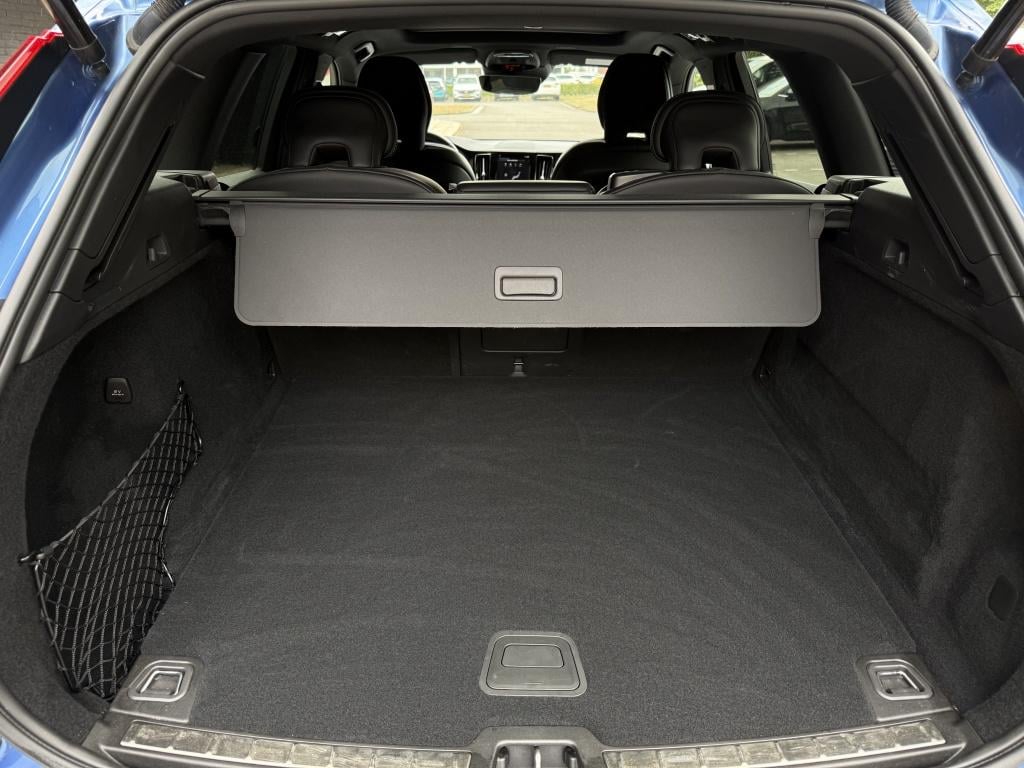 Volvo XC60 2.0 t4 r-design - liefhebbersauto! -