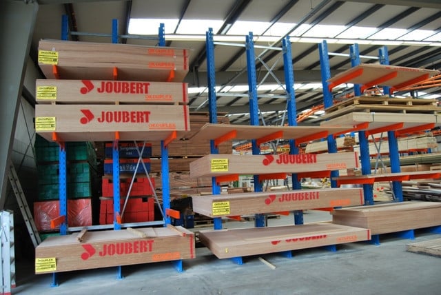 Magazijninrichting: bakkenkast, vakkenkast, legbordstelling etc