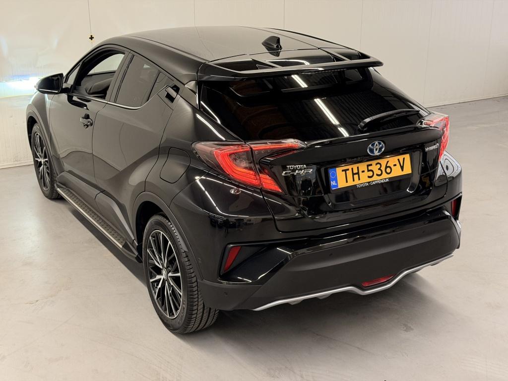 Toyota C-hr 1.8 hybrid executive