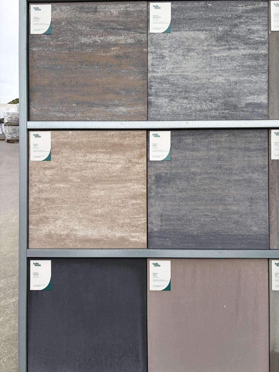 Aanbieding in betontegels 60/60x4