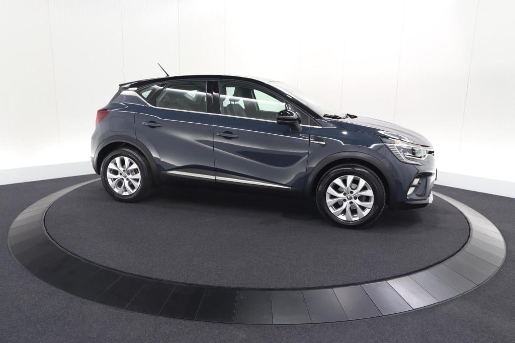 Renault Captur tce 130 edc limited | trekhaak | adaptieve cruise control | 