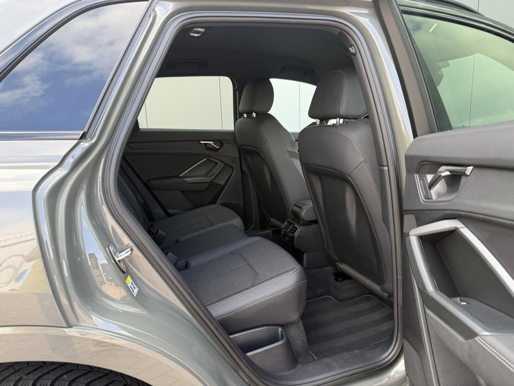Audi Q3 45 tfsi e hybrid 245pk s edition s-line | keyless | camera