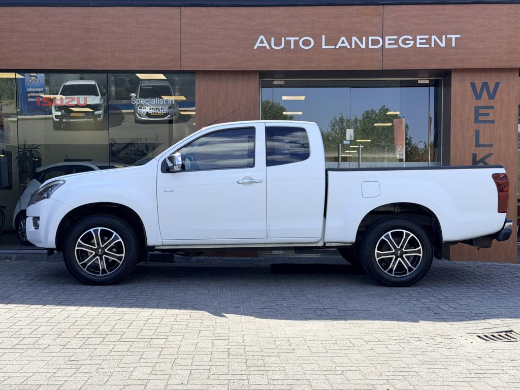 Isuzu D-max 2.5 extended cab ls | ex. btw | radio | trekhaak