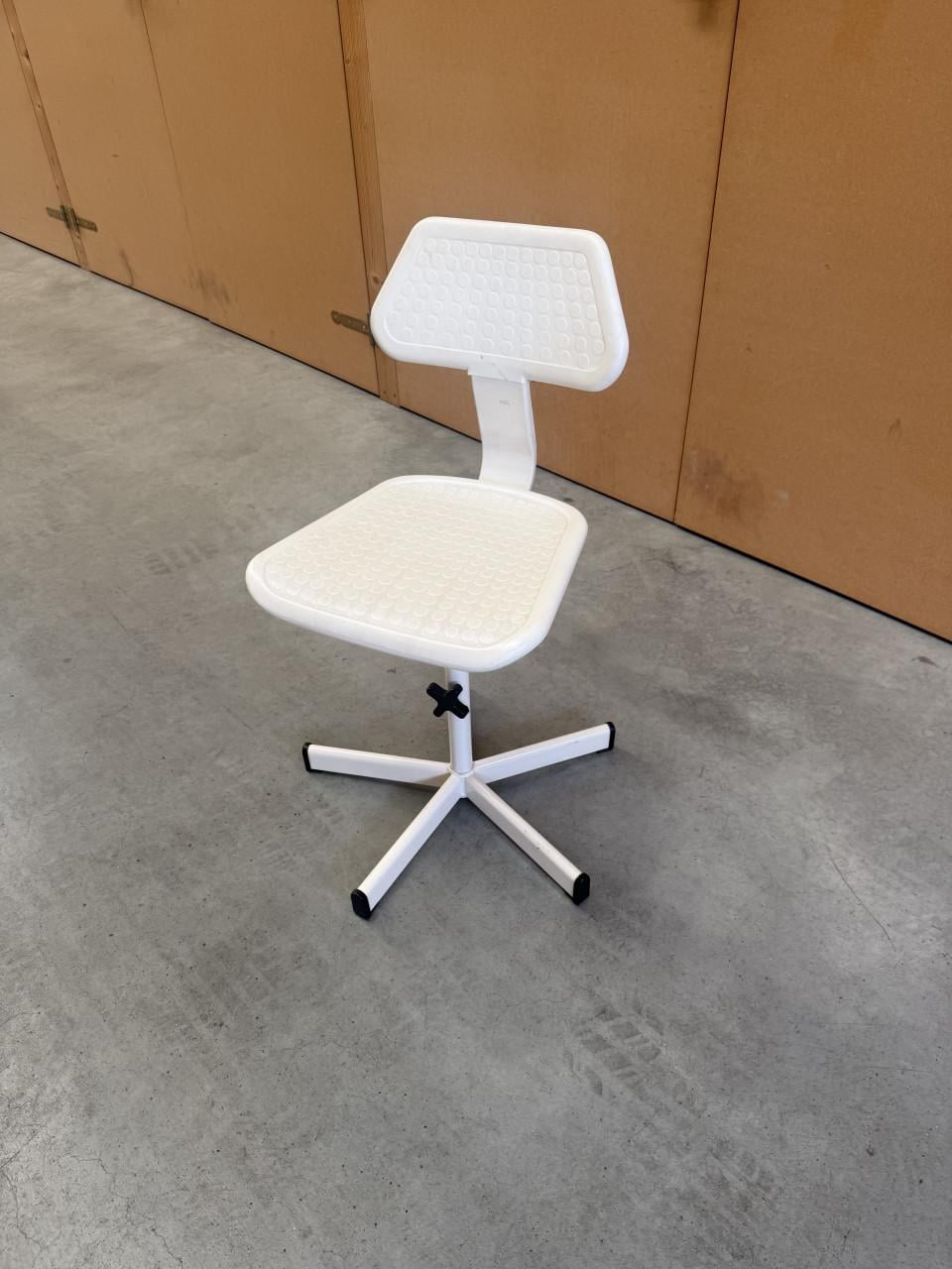In hoogte verstelbare stoel IKEA jaren 90