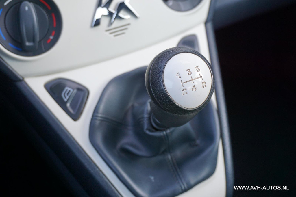 Ford KA 1.2 cool&sound