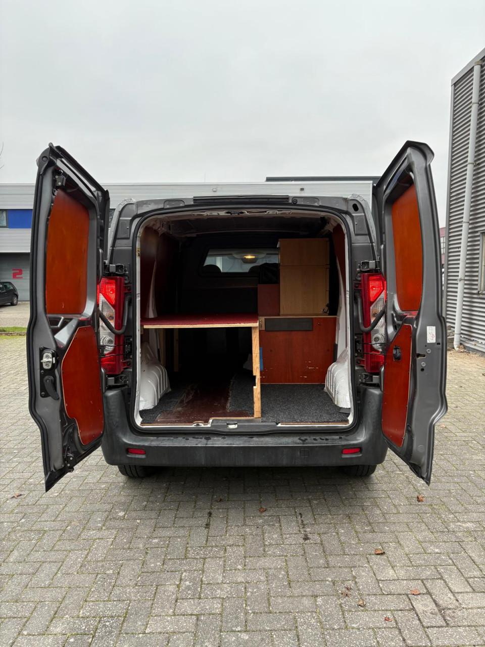 PEUGEOT EXPERT 227 L1H1 1.6HDI 16V-90