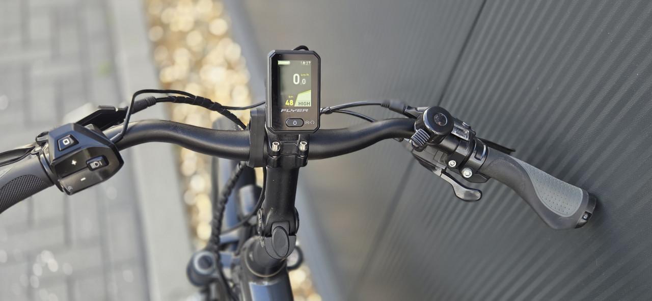 Nette Flyer Upstreet5 7.10 Cruiser met framemaat L 600Wh