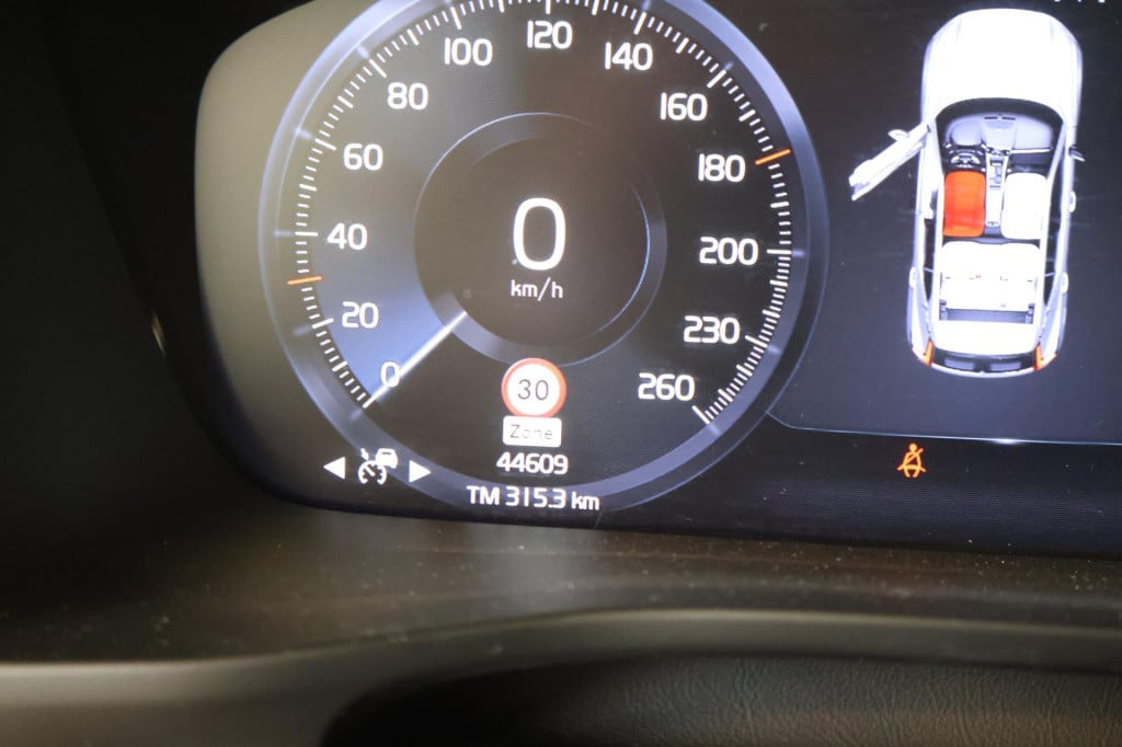 Volvo XC40 1.5 t5 recharge business pro nl auto, carplay, winterpack, keyle