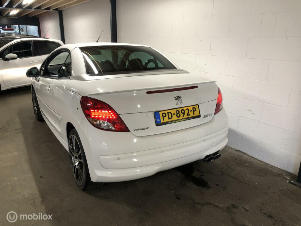 Peugeot 207 cc 1.6 vti griffe