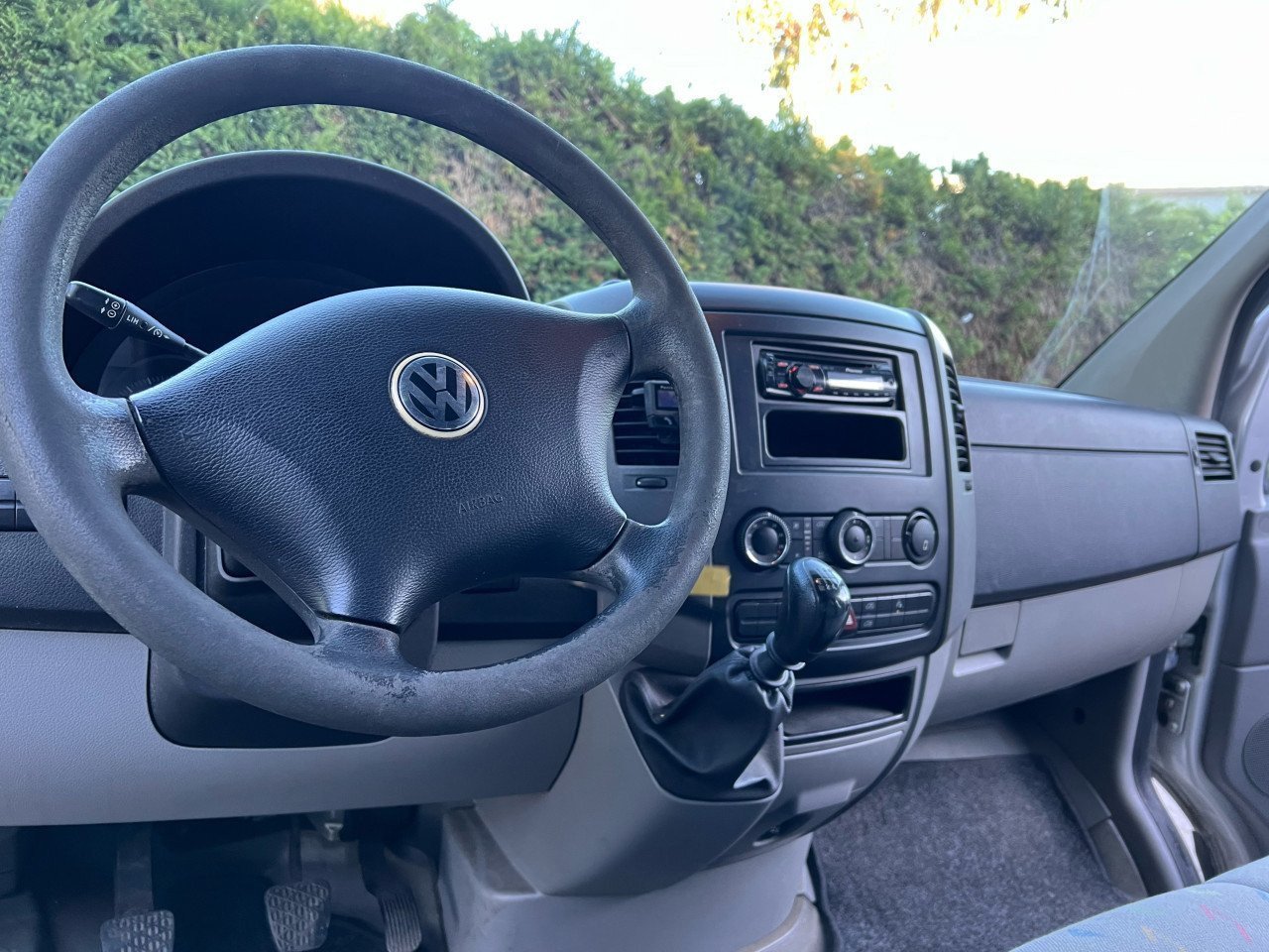 Volkswagen Crafter 28 2.5 TDI L2H2- 212.140Km