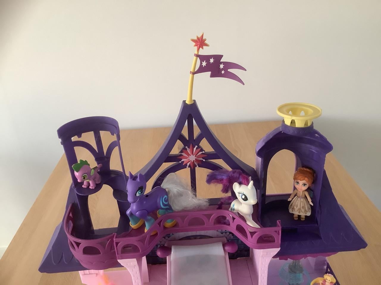 My Little Pony Kasteel/School Speelset, met licht en geluidseffecten