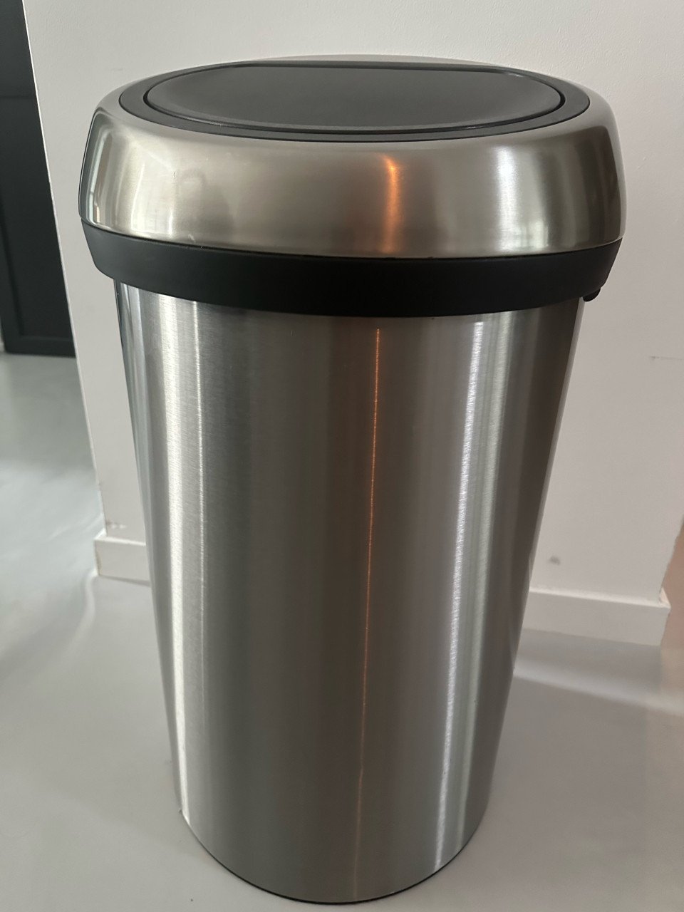 Brabantia Touch Bin prullenbak - 60L - Matt Steel
