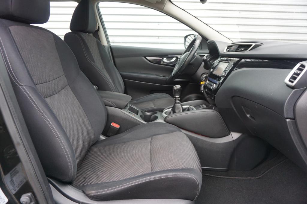 Nissan Qashqai 1.2 acenta climate / navi / cruise / camera / parkeers. / tr