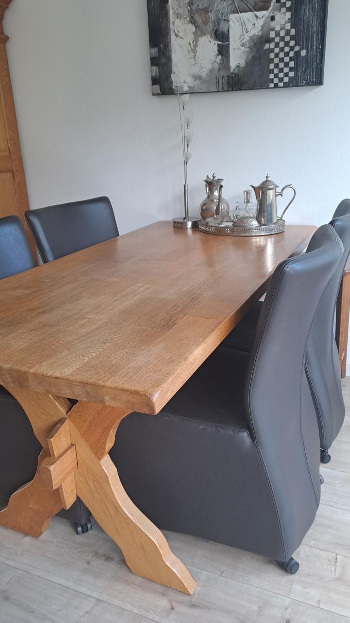 Eetkamertafel eikenhout