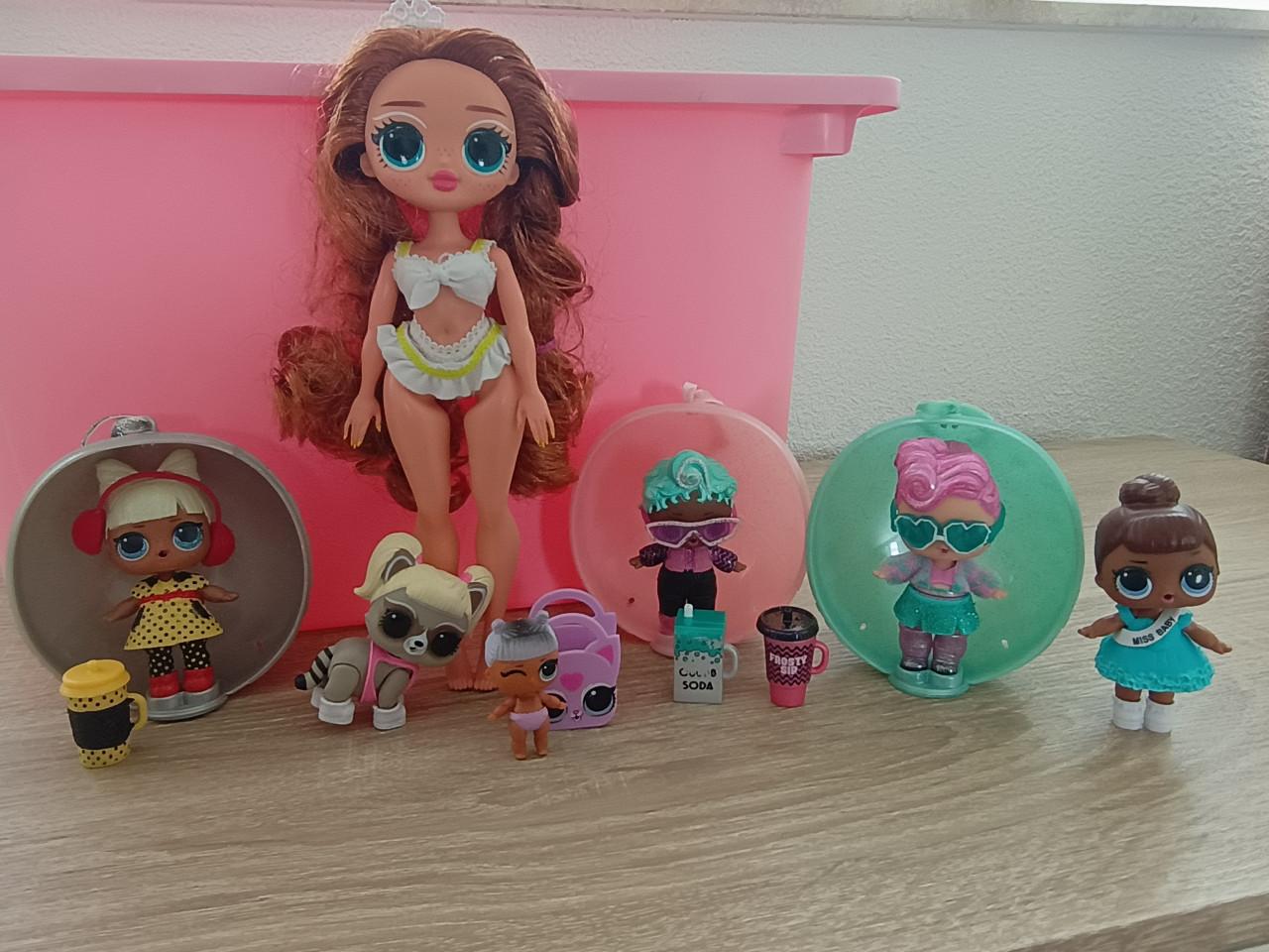 L.O.L. Surprise poppen set + accessoires en grote pop