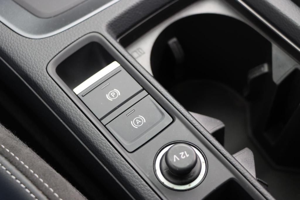 Audi Q3 35 tfsi s-line edition 150pk s-tronic