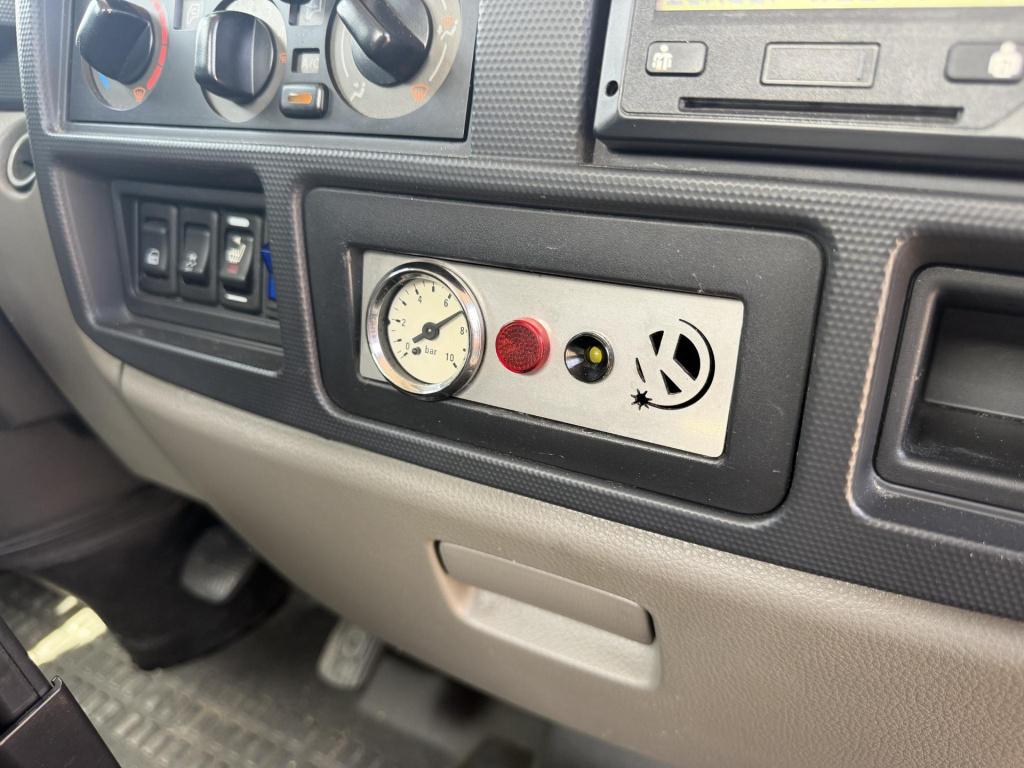 Nissan Onbekend nt400 35.15 3.0 dci tijhof oprijwagen luchtremmen