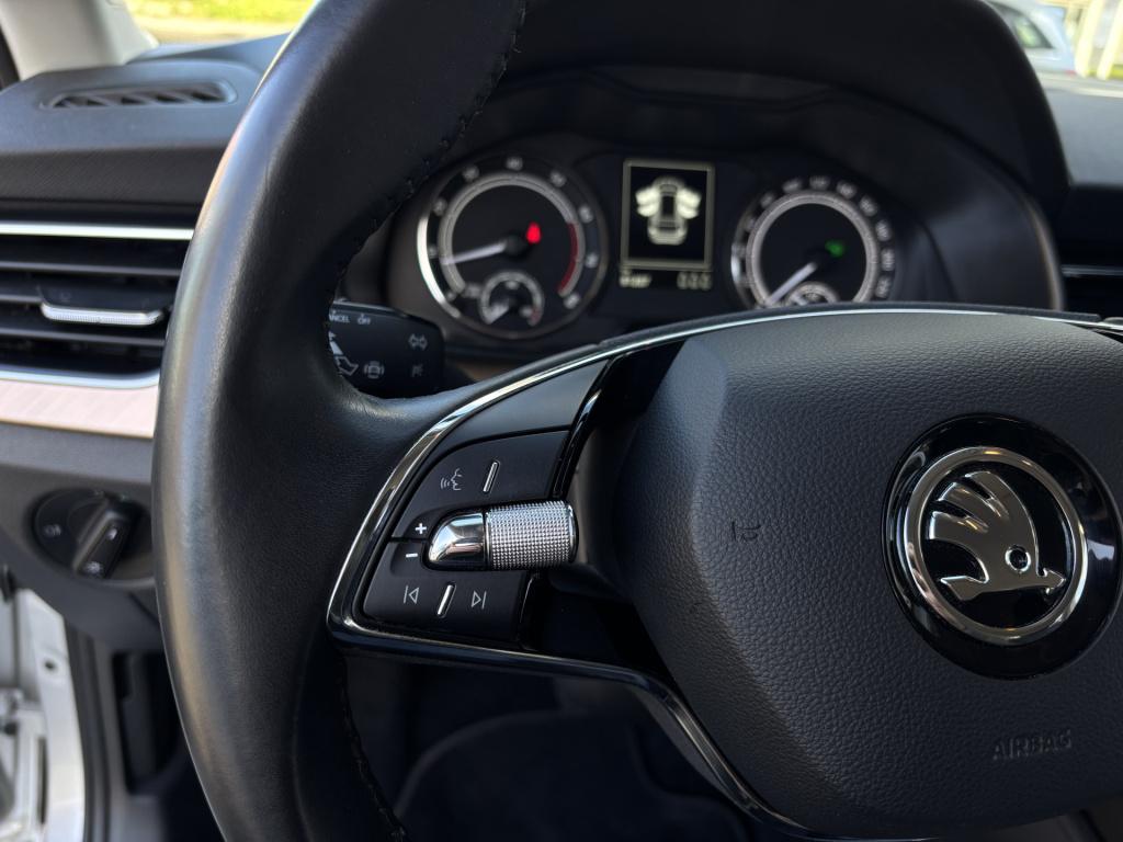 Skoda Kamiq automaat 1.5 tsi act sport business/trekhaak