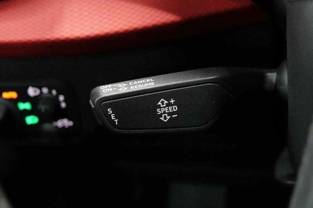 Audi Q2 1.4 tfsi | bluetooth | pdc | 19" |