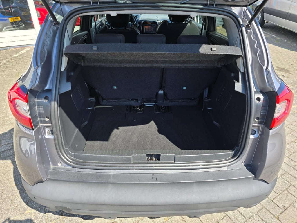 Renault Captur 1.2 tce helly hansen, automaat!
