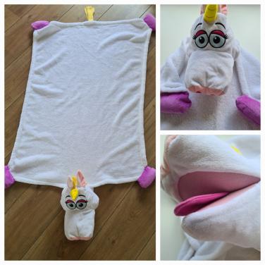 Witte zachte Eenhoorn pluche (hand)pop en deken.