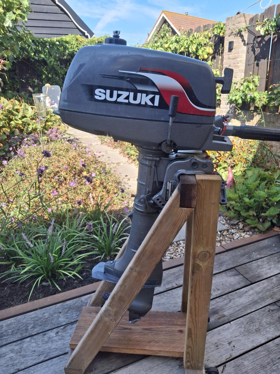 Suzuki 4 pk buitenboordmotor
