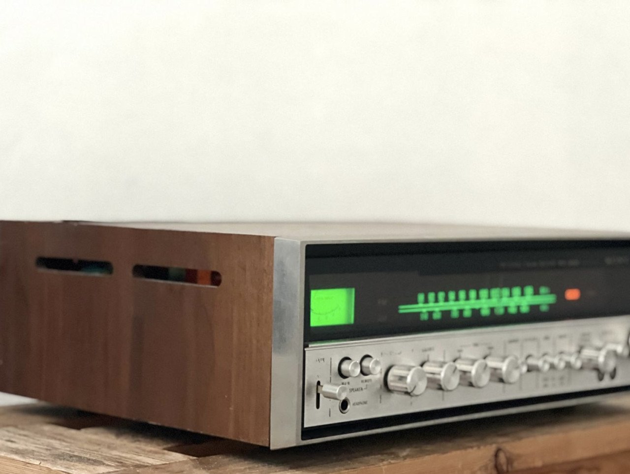 Sony Vintage Reciever STR 6046