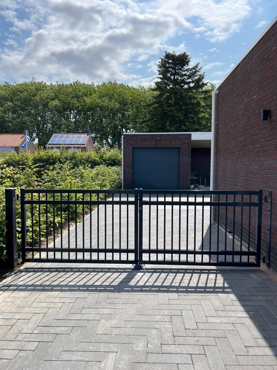 Inrijpoorten : Alles op maat gemaakt.