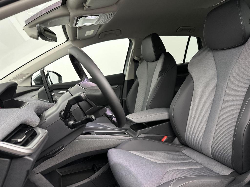Skoda Enyaq Iv business edition elektromotor 210 kw / 286 pk suv