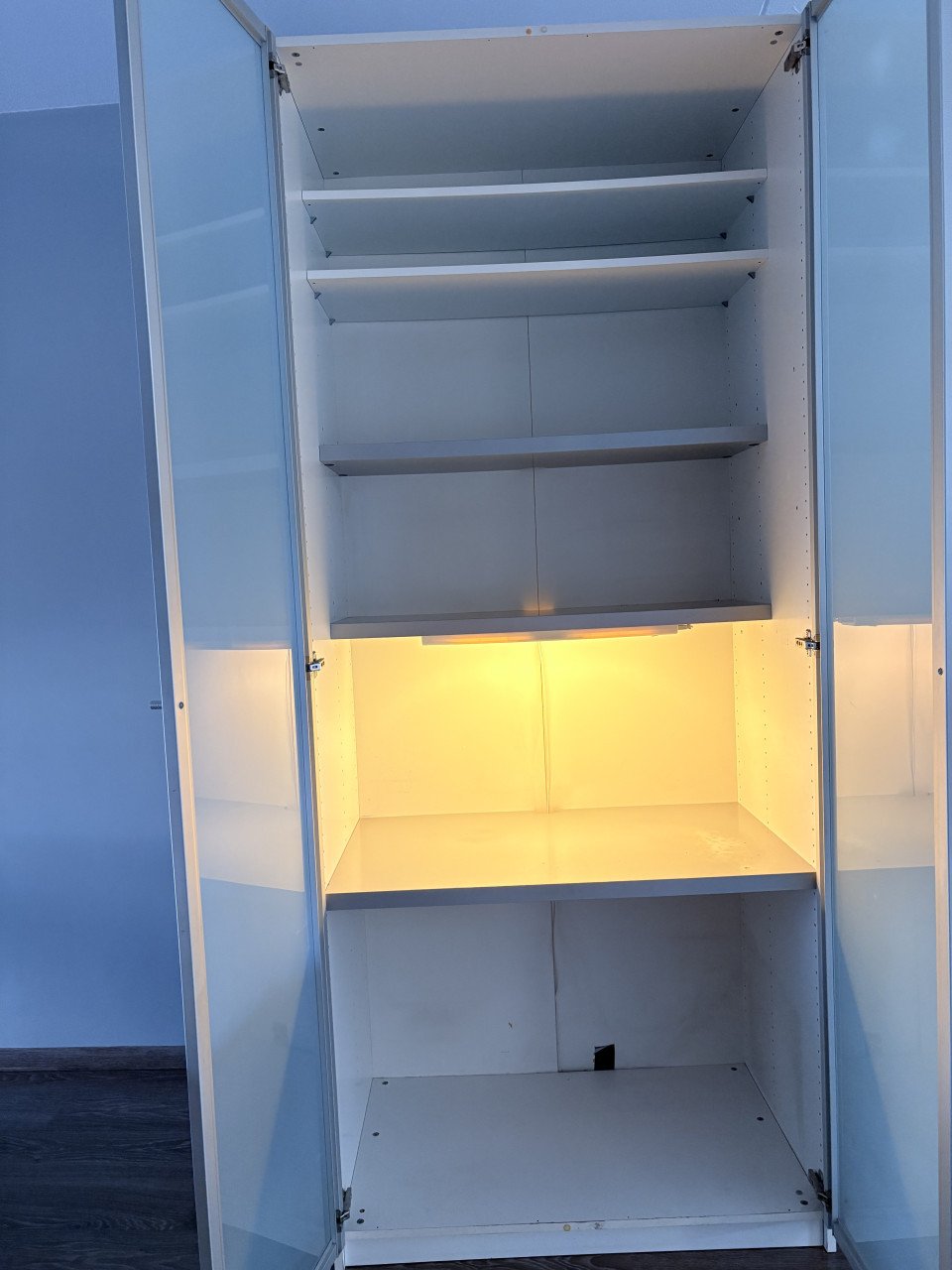 Kast (werk/ kleding/wat je wil )