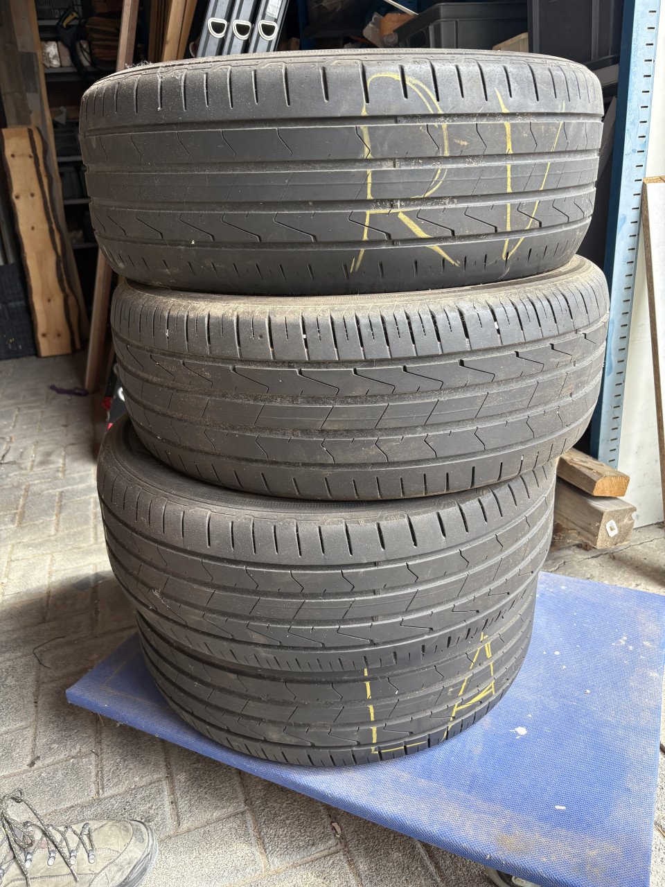 Zomer autobanden Hankook 205/255 R16