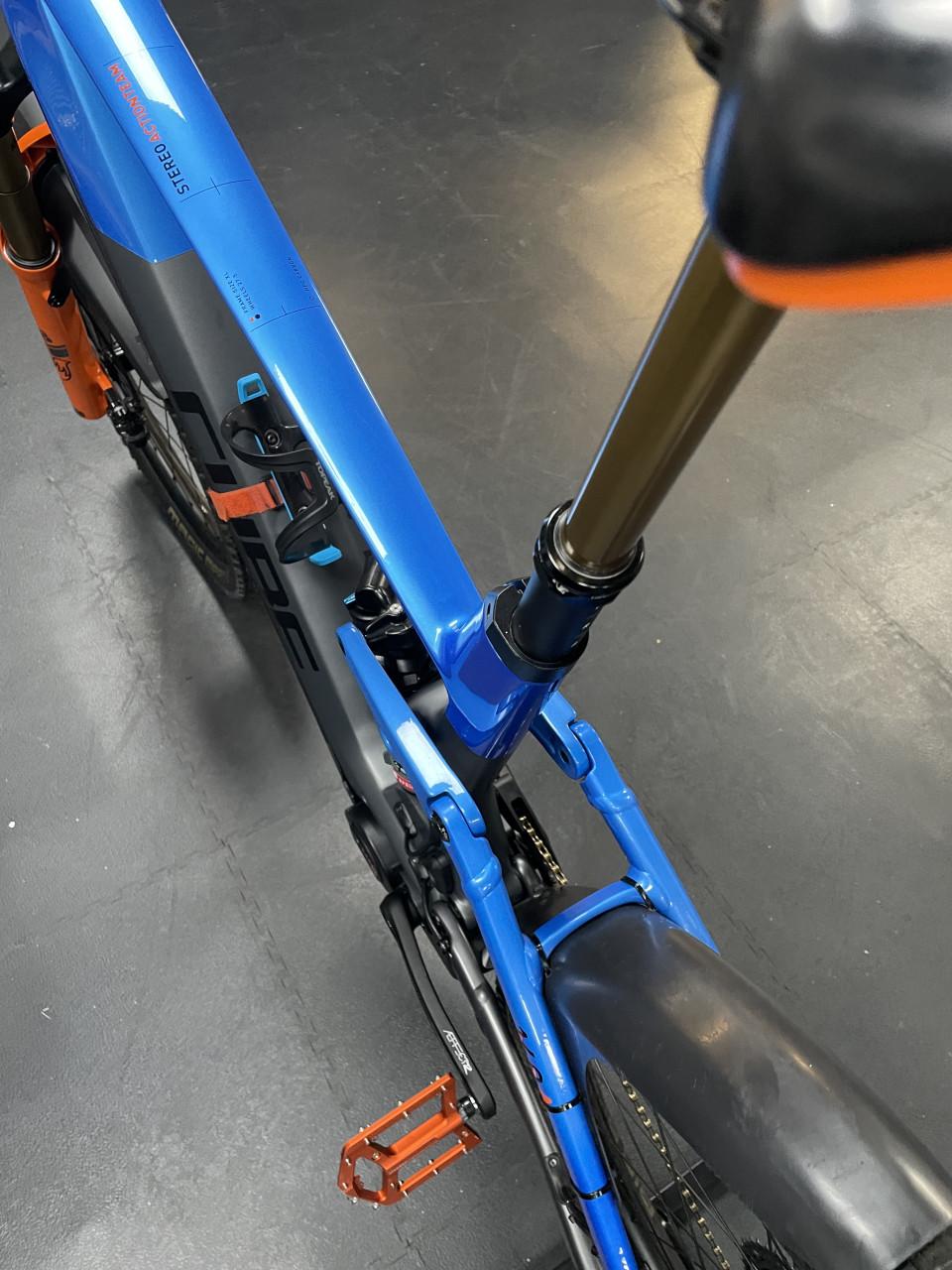 Cube Stereo Hybrid 160A HPC ActionTeam XL 2022 Blauw