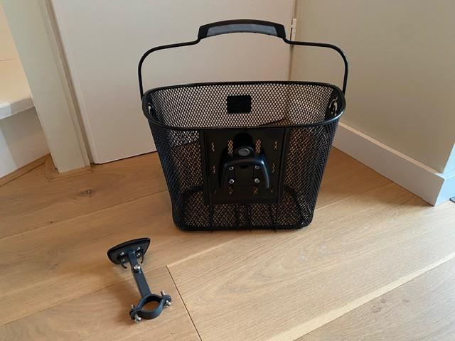 New Looxs | fietsmand met bevestiging | zwart