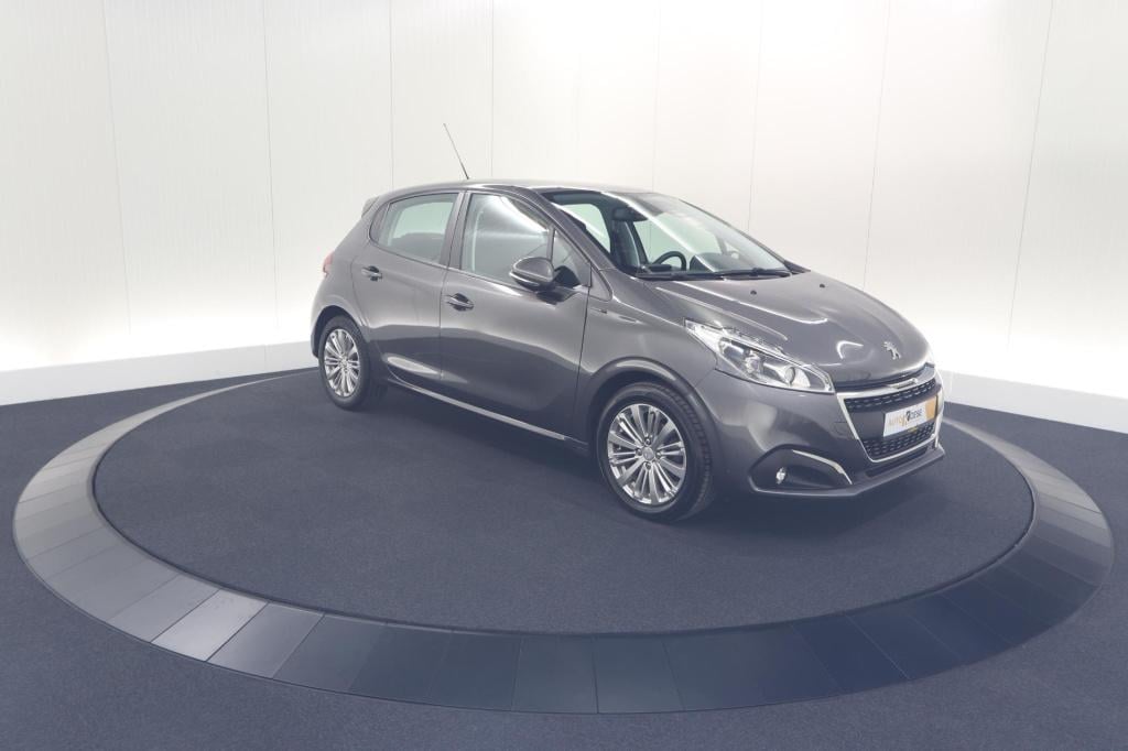 Peugeot 208 puretech 82 signature | apple carplay | parkeersensoren | navig