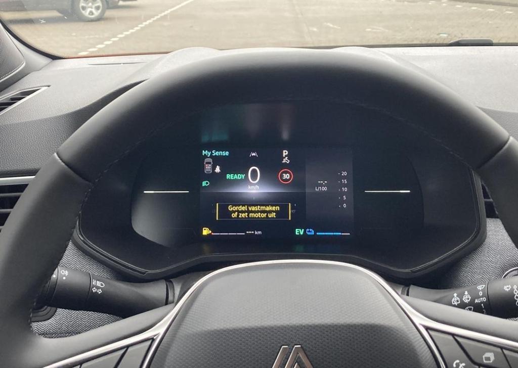 Renault Clio 1.6 e-tech full hybrid 145 techno - 5 jaar garantie