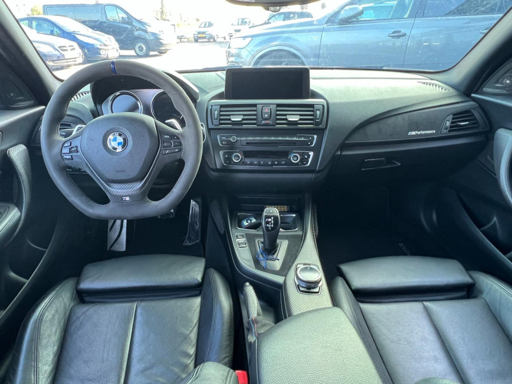 BMW 1 Serie m135i xdrive high executive, customized, stage 2 437 pk!